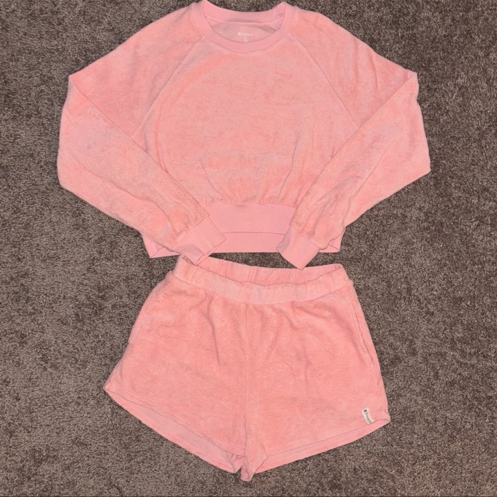 Kaveah girls peach terry cloth matching set size XL (14/16)